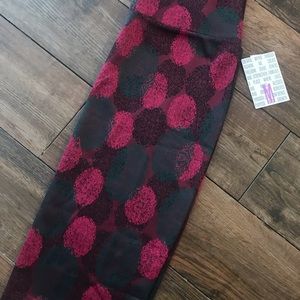 LulaRoe Cassie Medium NWT